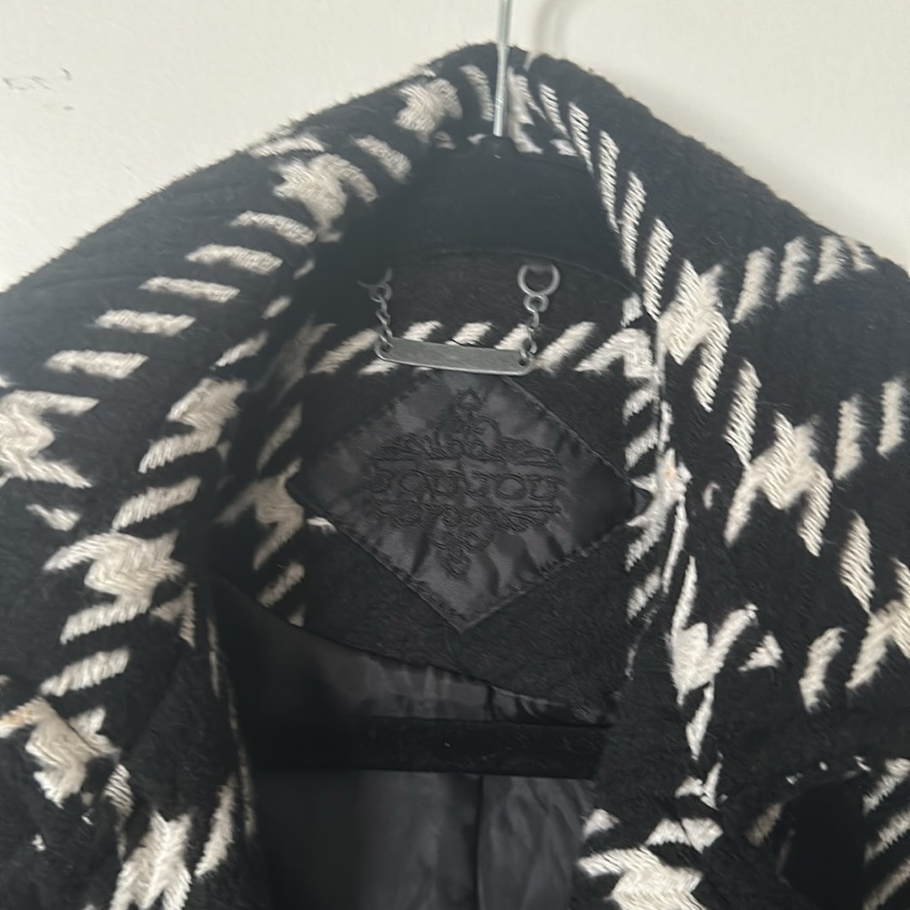Houndstooth Coat Jou Jou Size Small - Picture 2 of 3